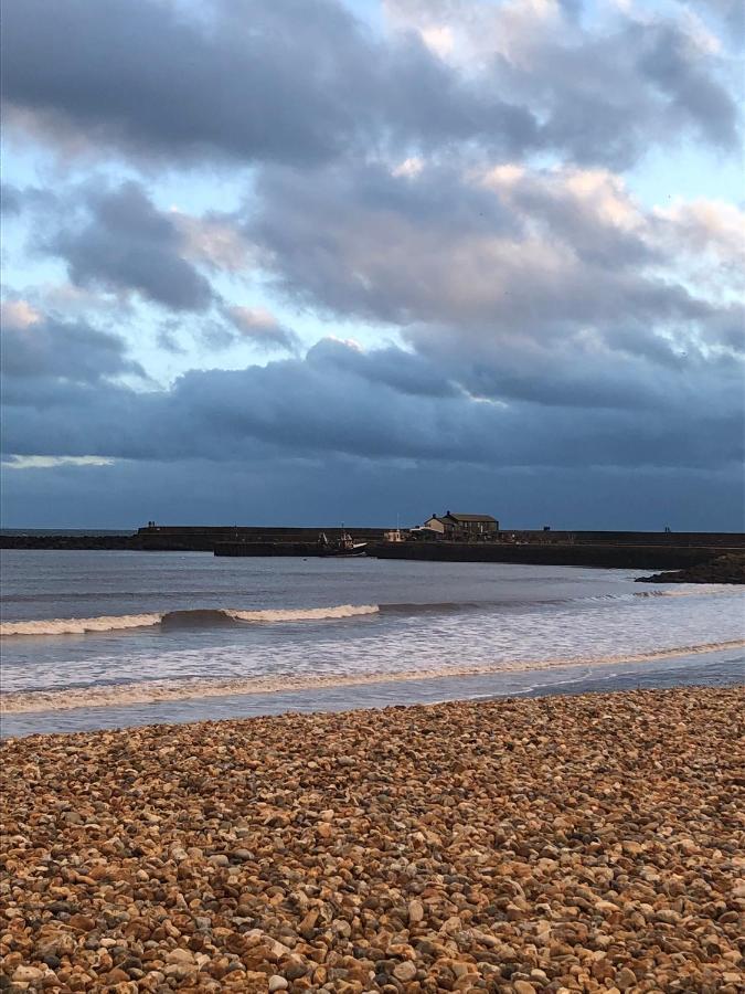 Light And Airy Central Lyme Regis Appartment With Parking エクステリア 写真
